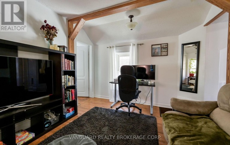 103 MULCASTER STREET, Barrie (Codrington), Ontario, L4M3M7