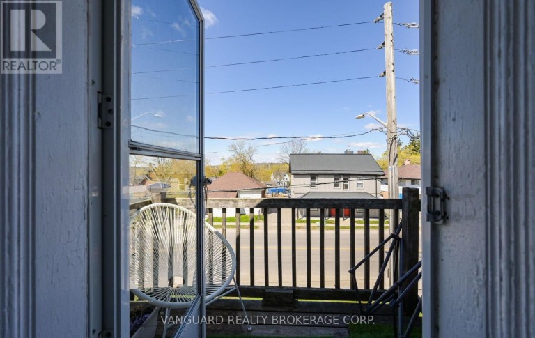 103 MULCASTER STREET, Barrie (Codrington), Ontario, L4M3M7
