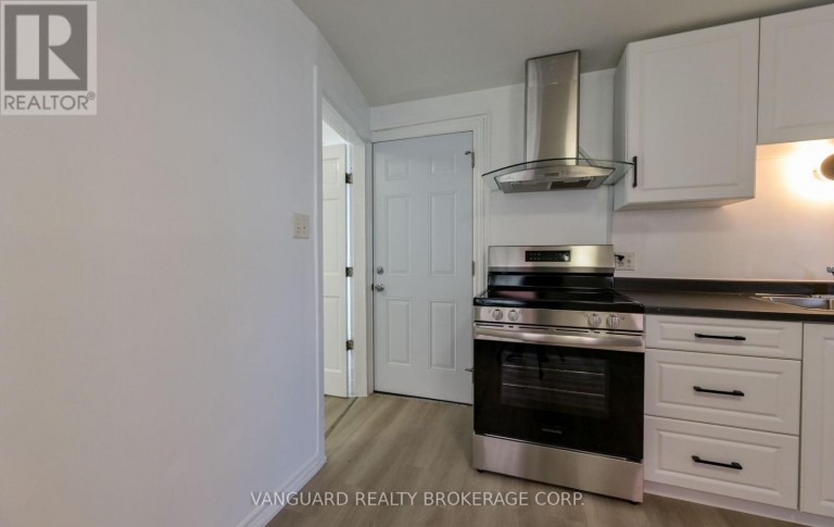 103 MULCASTER STREET, Barrie (Codrington), Ontario, L4M3M7