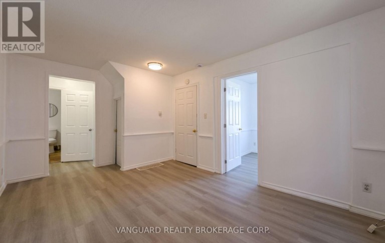 103 MULCASTER STREET, Barrie (Codrington), Ontario, L4M3M7