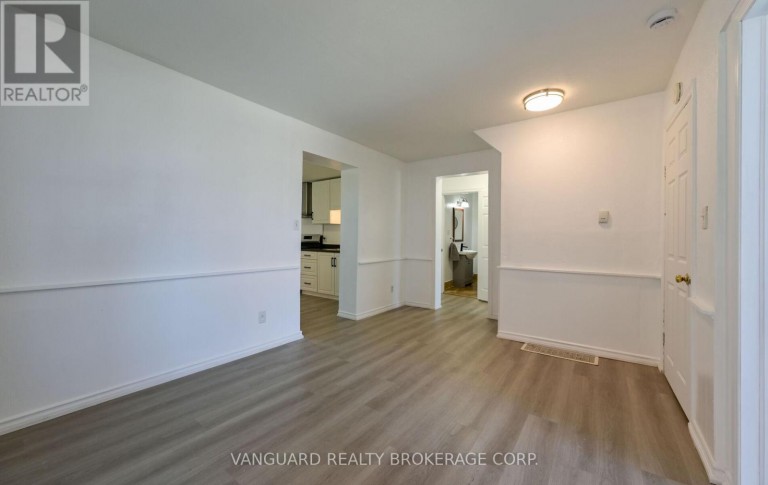 103 MULCASTER STREET, Barrie (Codrington), Ontario, L4M3M7