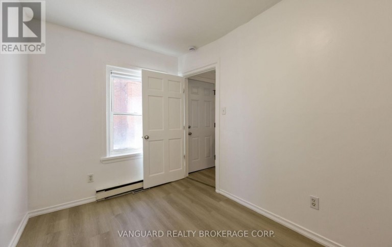103 MULCASTER STREET, Barrie (Codrington), Ontario, L4M3M7