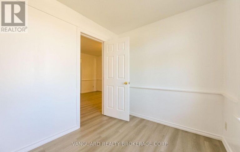 103 MULCASTER STREET, Barrie (Codrington), Ontario, L4M3M7