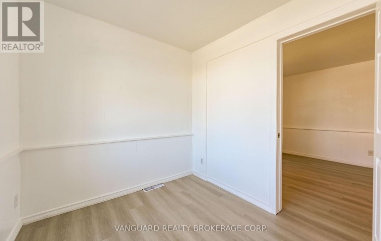 103 MULCASTER STREET, Barrie (Codrington), Ontario, L4M3M7
