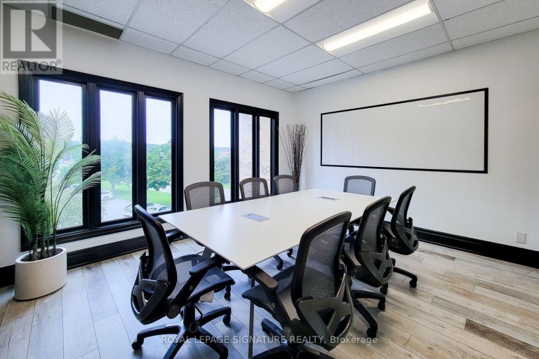 300 - 416 NORTH SERVICE ROAD E, Oakville (QE Queen Elizabeth), Ontario, L6H5R2