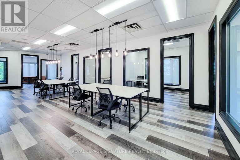 300 - 416 NORTH SERVICE ROAD E, Oakville (QE Queen Elizabeth), Ontario, L6H5R2