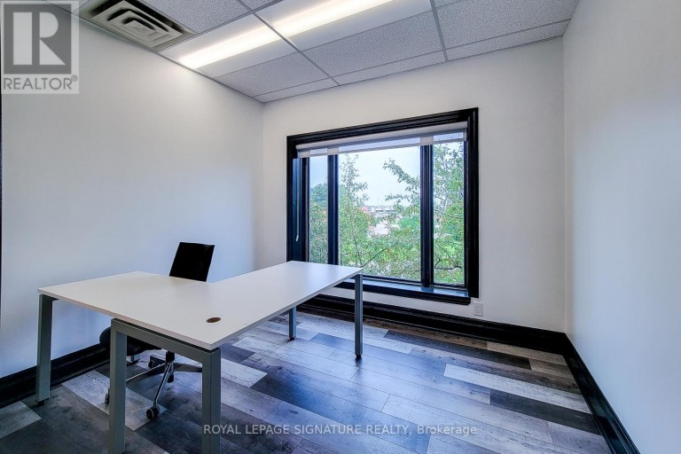 300 - 416 NORTH SERVICE ROAD E, Oakville (QE Queen Elizabeth), Ontario, L6H5R2