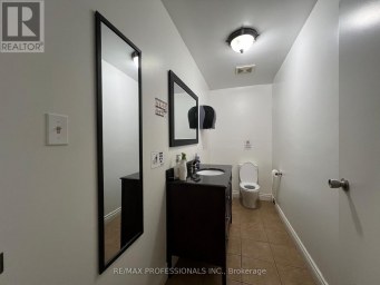 130 NORTH QUEEN STREET Toronto (Islington-City Centre West) Ontario photo 15