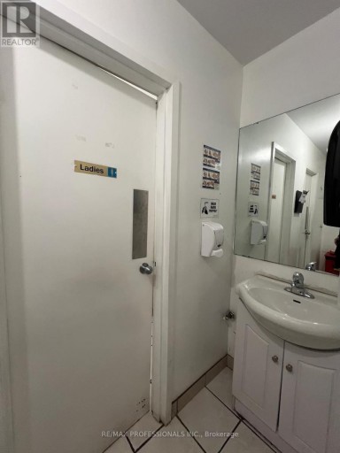 130 NORTH QUEEN STREET, Toronto (Islington-City Centre West), Ontario, M8Z2E4