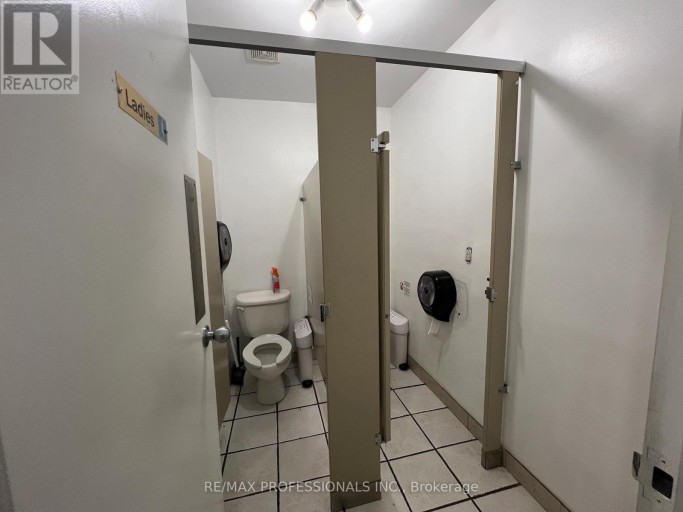 130 NORTH QUEEN STREET, Toronto (Islington-City Centre West), Ontario, M8Z2E4