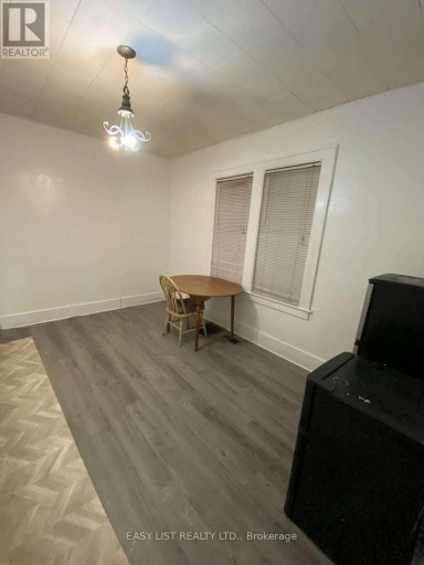 731-733 PARTINGTON AVENUE, Windsor, Ontario, N9B2N6