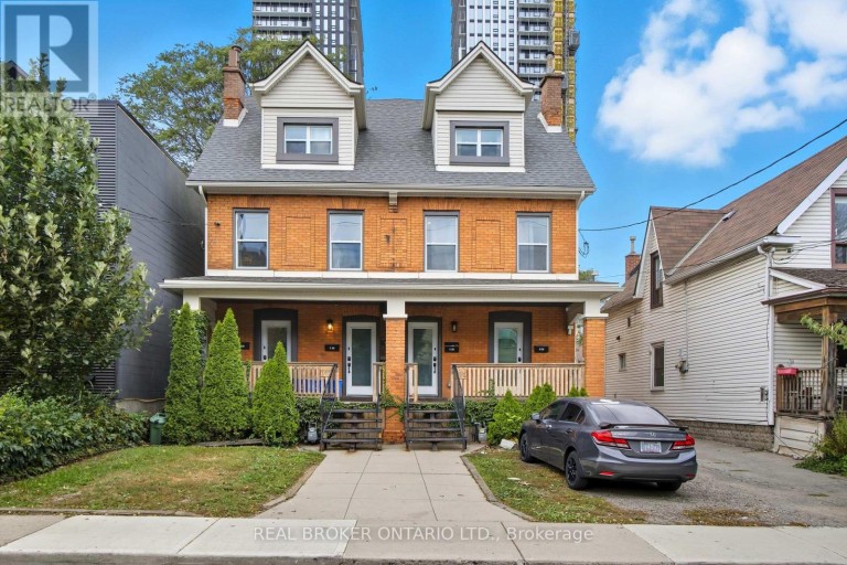 2 - 115 CATHARINE STREET N, Hamilton (Beasley), Ontario, L8R1J5