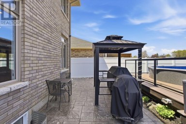 215 LEITCH STREET Dutton/Dunwich (Dutton) Ontario photo 41