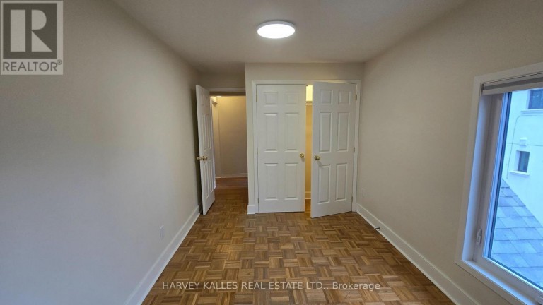 UPPER - 279 CORNELIUS PARKWAY, Toronto (Downsview-Roding-CFB), Ontario, M3K1T6