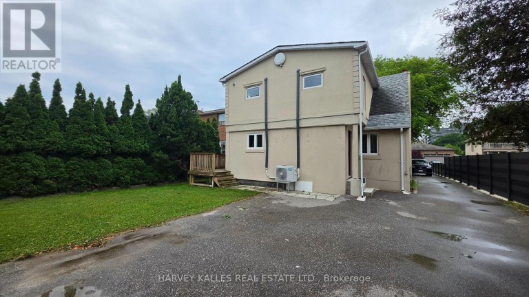 UPPER - 279 CORNELIUS PARKWAY, Toronto (Downsview-Roding-CFB), Ontario, M3K1T6