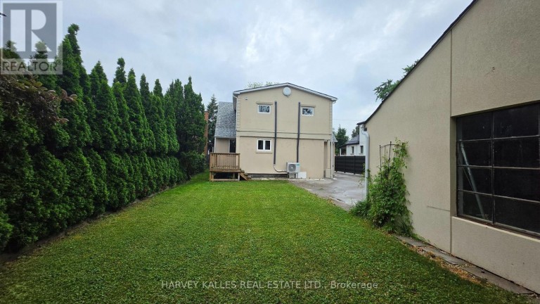 UPPER - 279 CORNELIUS PARKWAY, Toronto (Downsview-Roding-CFB), Ontario, M3K1T6