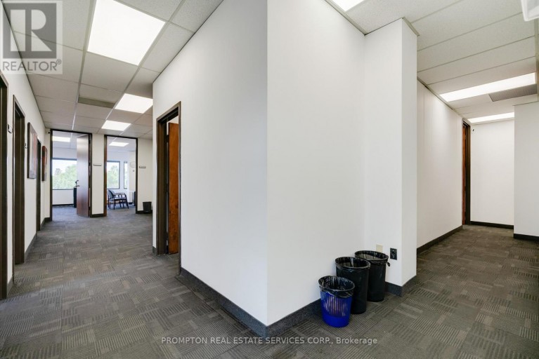 3RD FLOOR - 6075 YONGE STREET, Toronto (Newtonbrook East), Ontario, M2M3W2