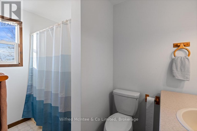 639 BRUCE ROAD 13, Native Leased Lands, Ontario, N0H2L0