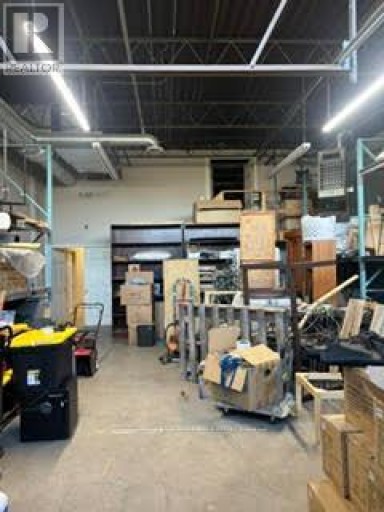 124 CARTWRIGHT AVENUE, Toronto (Yorkdale-Glen Park), Ontario, M6A1V2