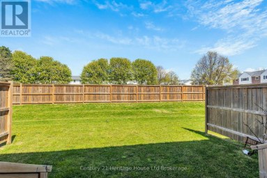 102 - 360 QUARTER TOWN LINE Tillsonburg Ontario photo 21