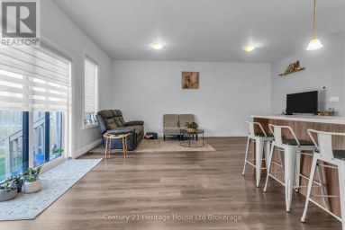 102 - 360 QUARTER TOWN LINE Tillsonburg Ontario photo 5