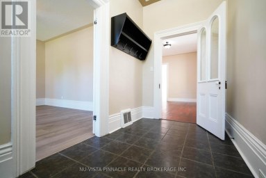 571 DUFFERIN AVENUE London East (East F) Ontario photo 2
