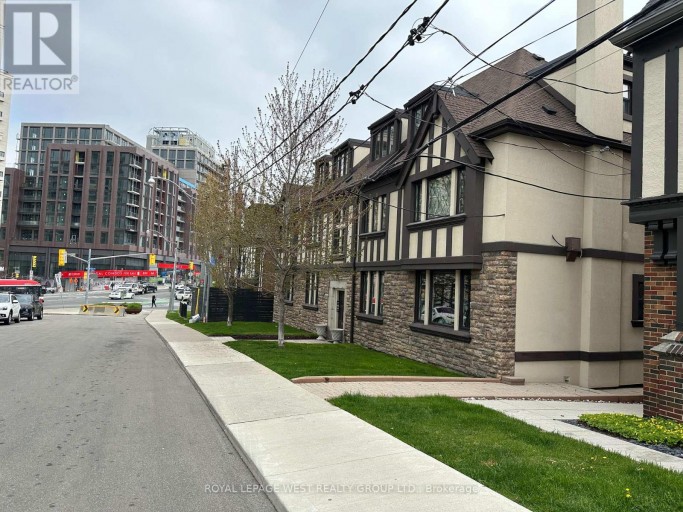 27 MOSSOM ROAD W, Toronto (High Park-Swansea), Ontario, M6S1L9