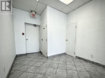 MAIN - 2417 DUNDAS STREET W Toronto (High Park North) Ontario photo 10