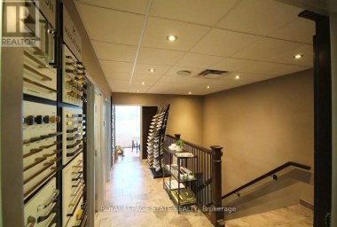 12 UPPER - 442 MILLEN ROAD Hamilton (Stoney Creek Industrial) Ontario photo 13