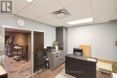 12 UPPER - 442 MILLEN ROAD Hamilton (Stoney Creek Industrial) Ontario photo 2