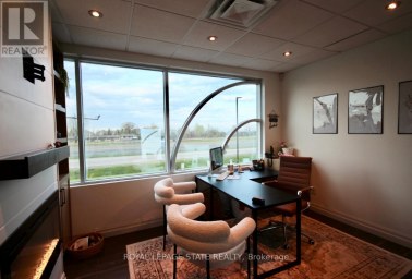 12 UPPER - 442 MILLEN ROAD Hamilton (Stoney Creek Industrial) Ontario photo 9