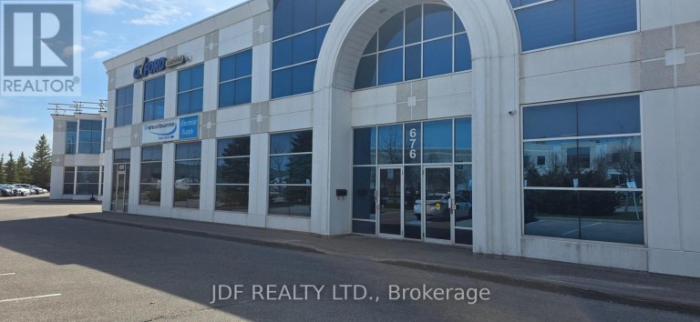 3 - 676 WESTBURNE DRIVE, Vaughan (Concord), Ontario, L4K4V5