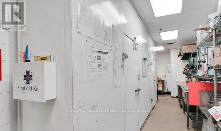 141B - 30 FAMOUS AVENUE, Vaughan (Pine Valley Business Park), Ontario, L4L9M3