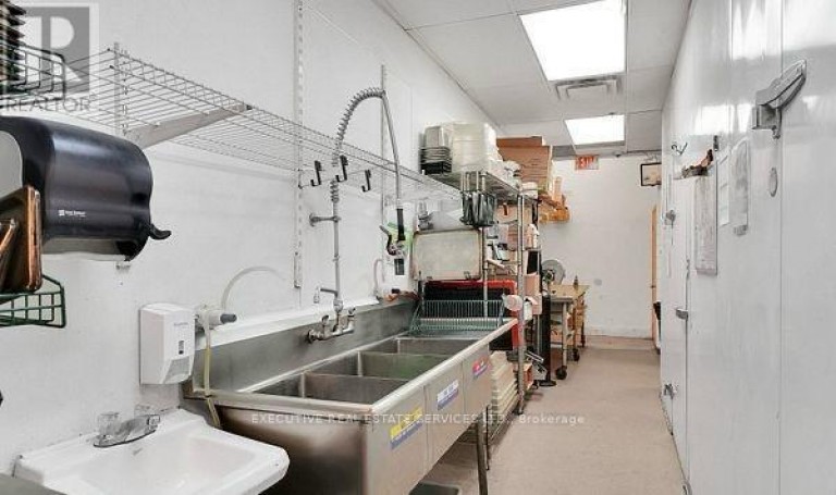141B - 30 FAMOUS AVENUE, Vaughan (Pine Valley Business Park), Ontario, L4L9M3