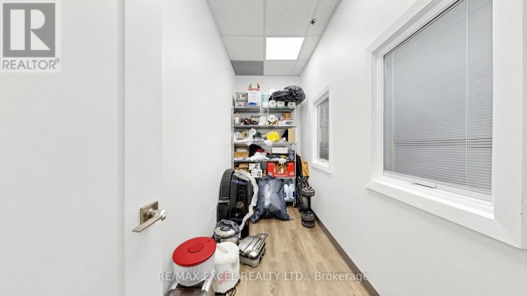 4 - 2050 STEELES AVENUE W, Vaughan (Concord), Ontario, L4K2V1