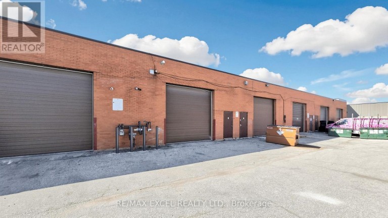 4 - 2050 STEELES AVENUE W, Vaughan (Concord), Ontario, L4K2V1