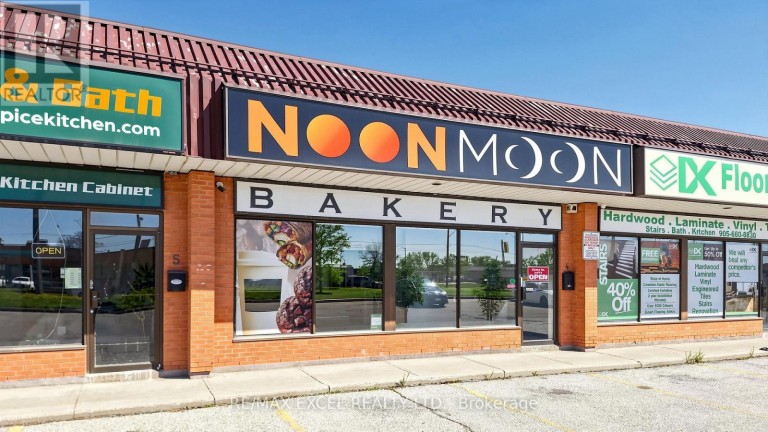 4 - 2050 STEELES AVENUE W, Vaughan (Concord), Ontario, L4K2V1