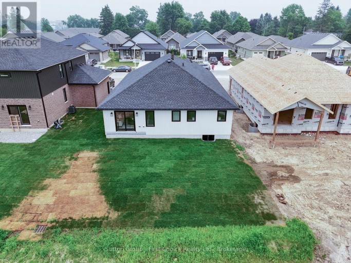 12 NELSON STREET, West Perth (Mitchell), Ontario, N0K1N0
