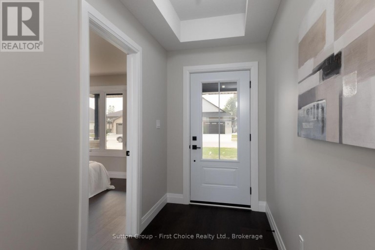 12 NELSON STREET, West Perth (Mitchell), Ontario, N0K1N0