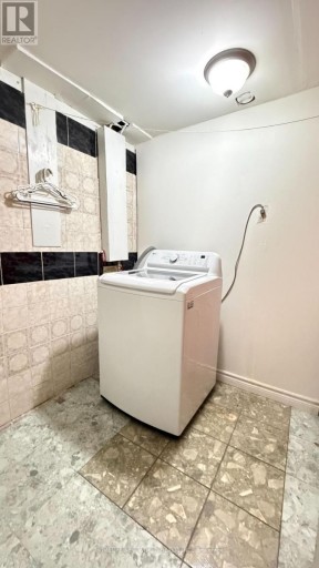 BASEMENT - 120 HOLLYBERRY TRAIL, Toronto (Hillcrest Village), Ontario, M2H2P1