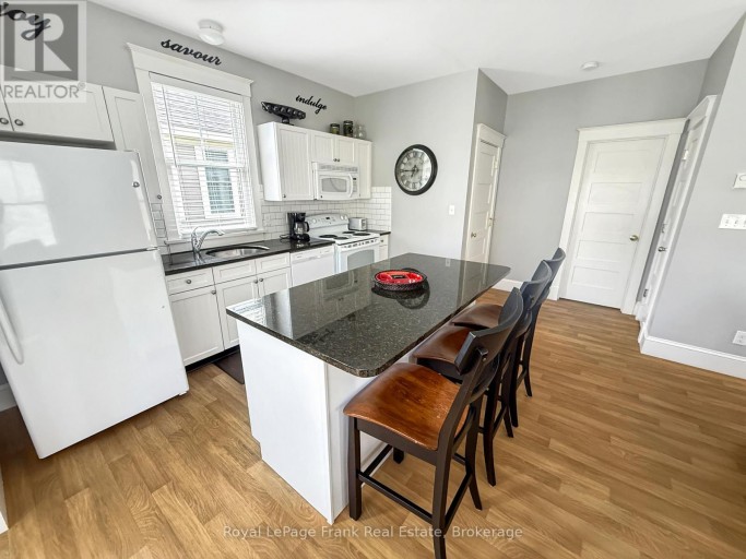 13 - 26 MEADOW VIEW LANE, Prince Edward County (Athol Ward), Ontario, K0K1P0