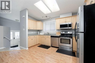 216 Rainbow Creek Drive Fort McMurray Alberta photo 11