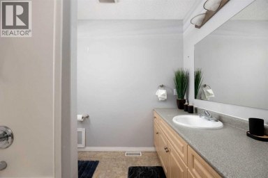216 Rainbow Creek Drive Fort McMurray Alberta photo 18