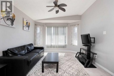 216 Rainbow Creek Drive Fort McMurray Alberta photo 5