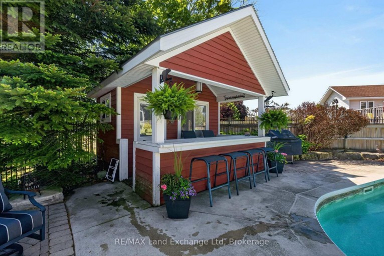 469 GRANDVIEW ROAD, North Huron (Wingham), Ontario, N0G2W0
