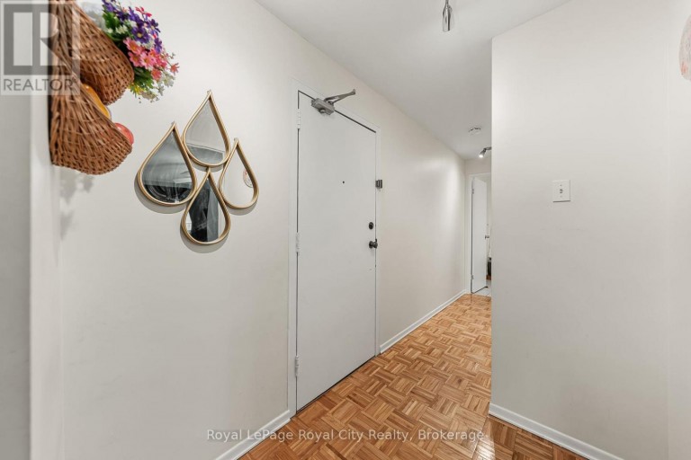 102 - 234 WILLOW ROAD, Guelph (Junction/Onward Willow), Ontario, N1H7C6