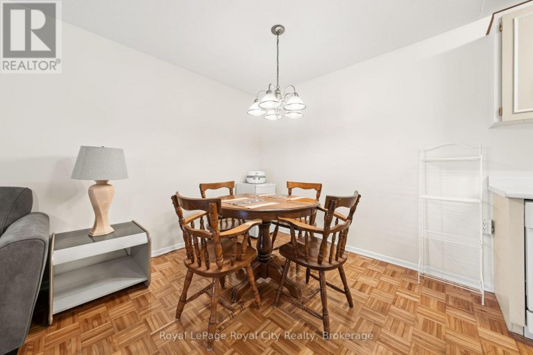 102 - 234 WILLOW ROAD, Guelph (Junction/Onward Willow), Ontario, N1H7C6