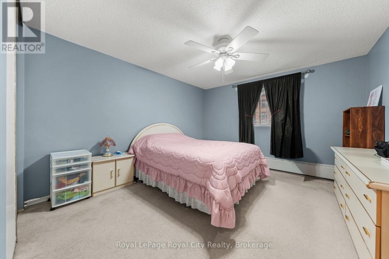 102 - 234 WILLOW ROAD, Guelph (Junction/Onward Willow), Ontario, N1H7C6