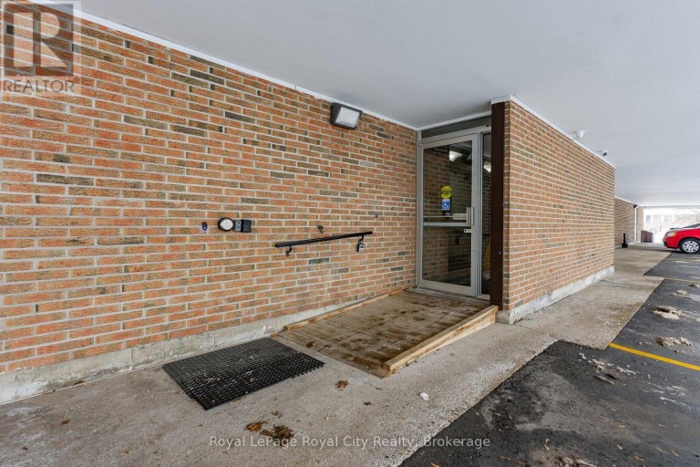 102 - 234 WILLOW ROAD, Guelph (Junction/Onward Willow), Ontario, N1H7C6