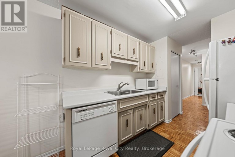 102 - 234 WILLOW ROAD, Guelph (Junction/Onward Willow), Ontario, N1H7C6